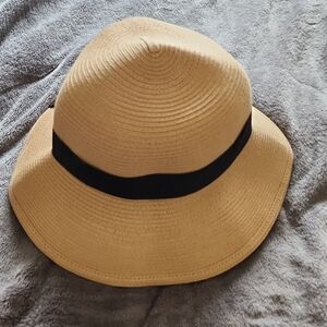 Source Unknown Tan Hat with Black Band
